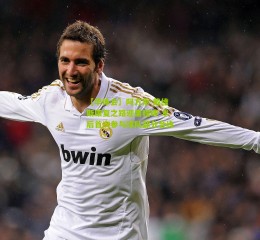 【华体会】阿方索-戴维斯康复之路迎里程碑 术后首次参与球队部分合练