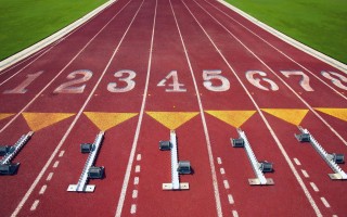 华体会_独行侠核心东契奇关键空接策动攻势 湖人顽强反扑迫使马刺再度暂停