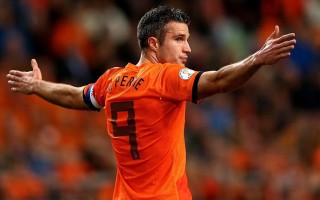 【华体会体育】英格兰世界杯席位日趋稳固？邮报独家揭秘凯恩贝林领衔新球衣拍摄内幕