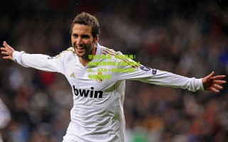 华体会体育_争议风暴！吕迪格抱摔哈兰德动作过大，VAR一秒判点球改写欧冠局势