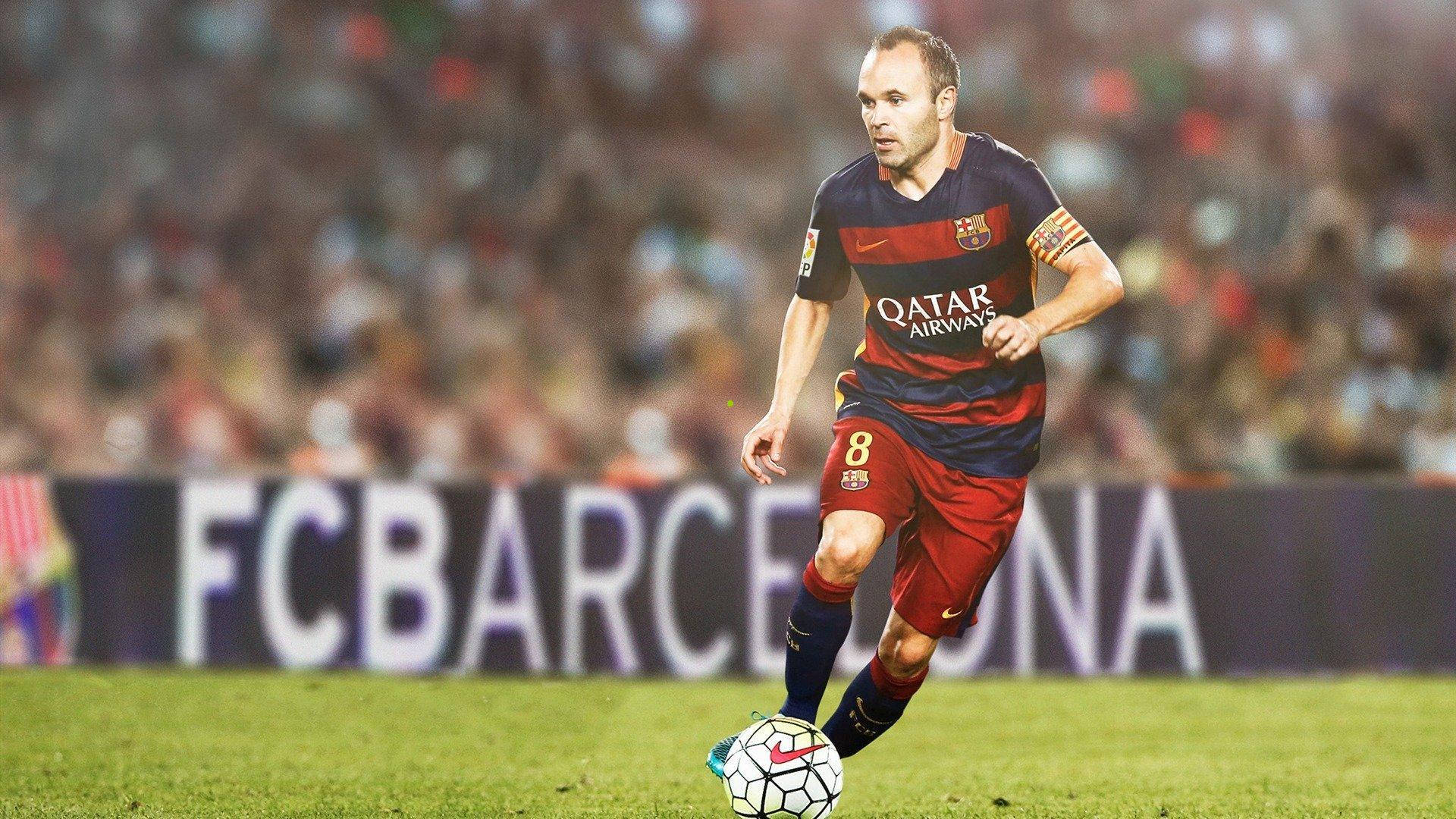 华体会体育|梅西爱心驰骋街头，驾迈巴赫停驻为球迷签名传递温暖-第3张图片-华体会官网—专业体育赛事与在线体验